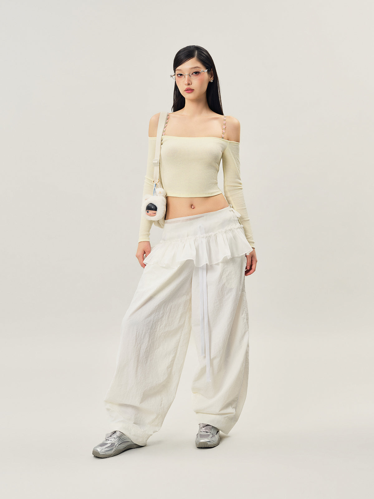 Luna Off-Shoulder Croptop