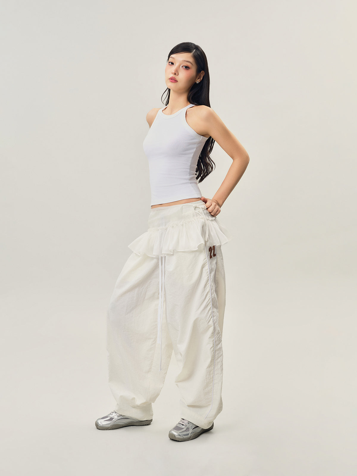 Milky Ruffle Pant